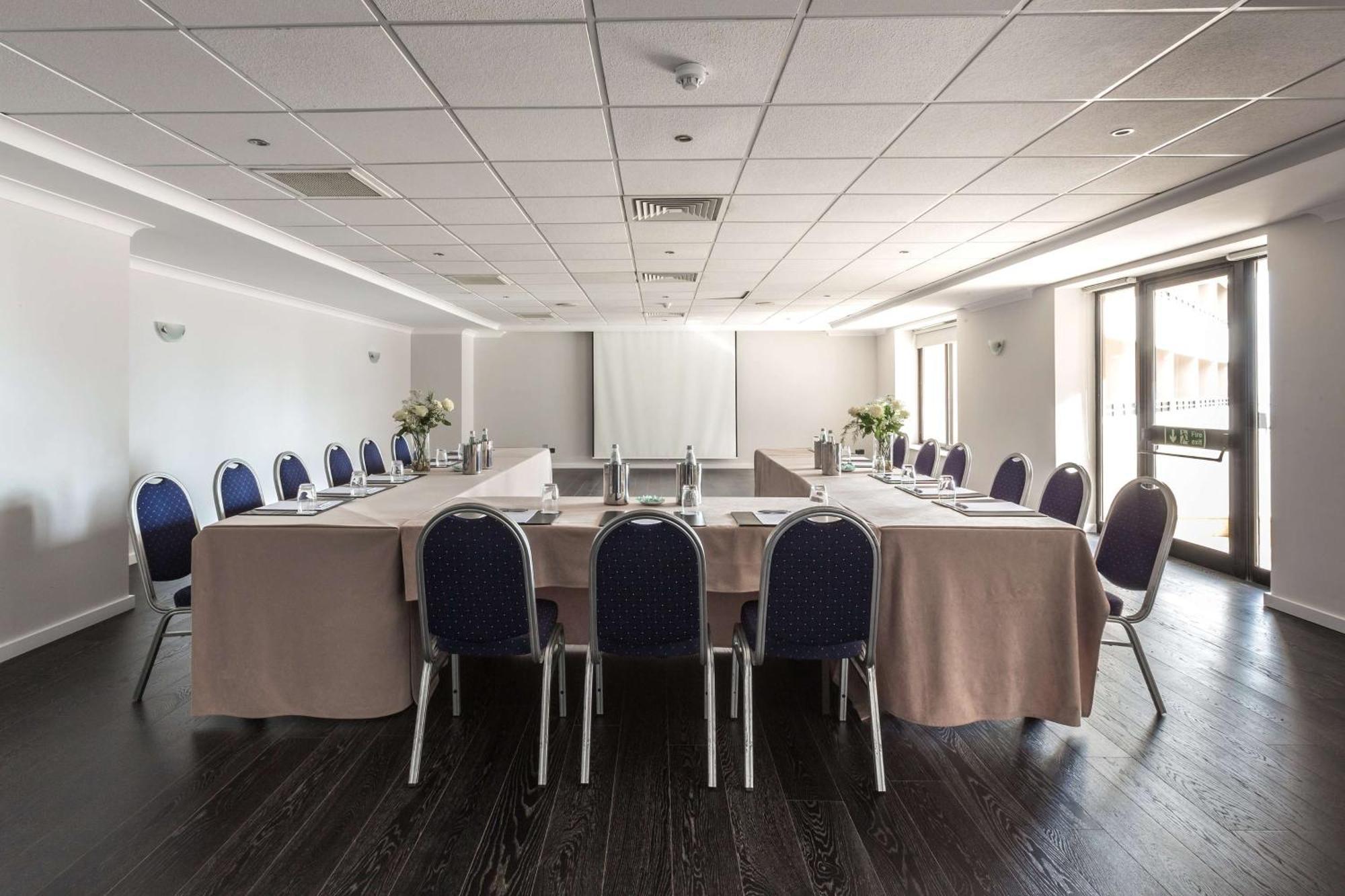 Radisson Blu Resort, Malta St. Julian'S Kültér fotó Meeting room